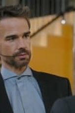 Movie poster: The Lincoln Lawyer Season 1 Episode 10