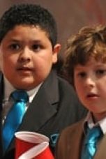 Movie poster: Modern Family Season 2 Episode 10